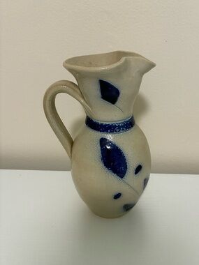 Vintage Williamsburg Pottery Pitcher Salt Glazed Stoneware Blue Leaf
